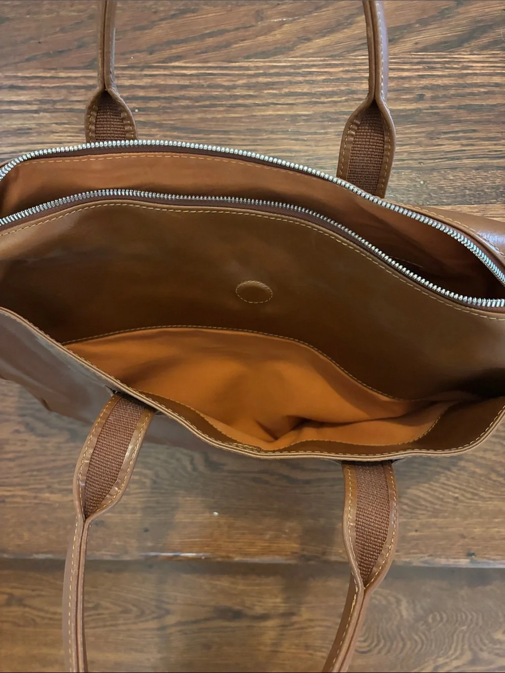 Men's Leather Duffel Bag in Tan - Classic Travel Tote